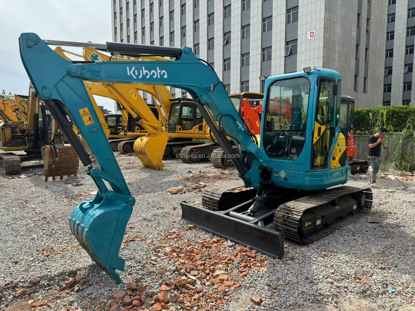 Mini Used Crawler Excavator Kubota 155 Second Hand Low Working Hours Excavator