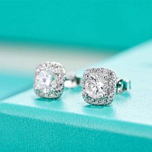 China Women Moissanite Hip Hop Jewelry Stud Earring Hip Hop 1 Ct Customized wholesale