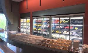 China Upright Supermarket Commercial Cooler Glass Doors 4/5 Door Remote Type wholesale