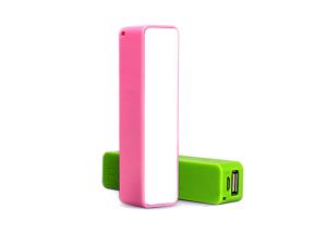China Certified Safe Portable Power Banks Chargers 2600mAh Plastic Material CE Approval wholesale