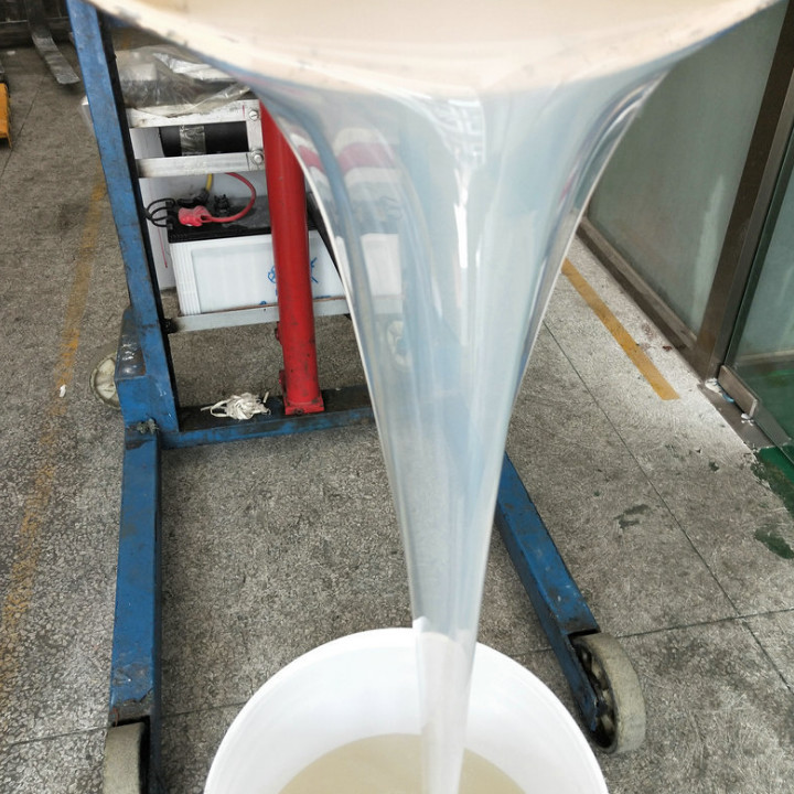 Viscous Translucent RTV 2 Liquid Silicone Rubber For Fondant Mold Making