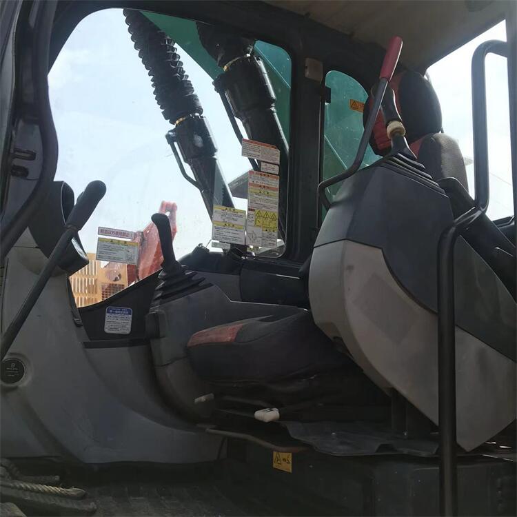Used Kobelco SK200 Excavator Machine Japan Original in Shanghai with 1740 Working Hours