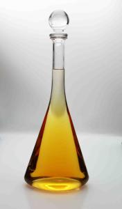 China Star Trek Enterprise Replica OEM RISAN Glass Spirit Bottle 0.75L Oval Shape Long Neck wholesale