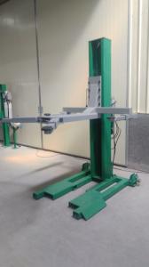 China Single Post 1805mm Lifting 2500KGS Hydraulic Car Lift wholesale