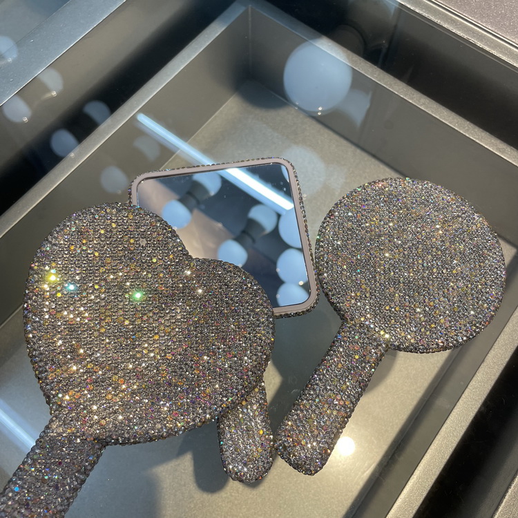 Rhinestone Heart Travel Portable Vanity Mirror Makeup Light Up For Makeup