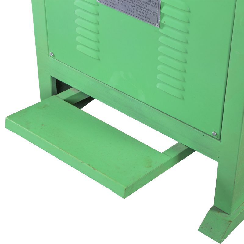 Foot Type Automatic Spot Welding Machine with 5-100A Current