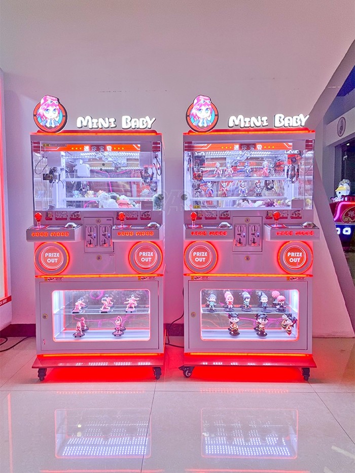 Mini Baby 2 People Coin Operated Arcade Machines Doll Claw Machine