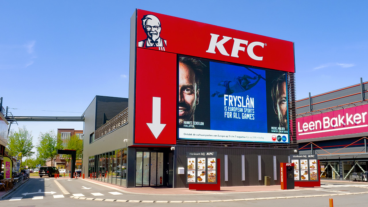 9000nits P10 AVOE LED Wall Screen Outdoor Fixed 960x960mm 200W led commercial advertising display screen