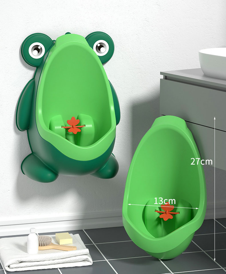 Baby Mobile Toilet Portable Frog Shape Children's Urinal for Boys Animal Pattern Type