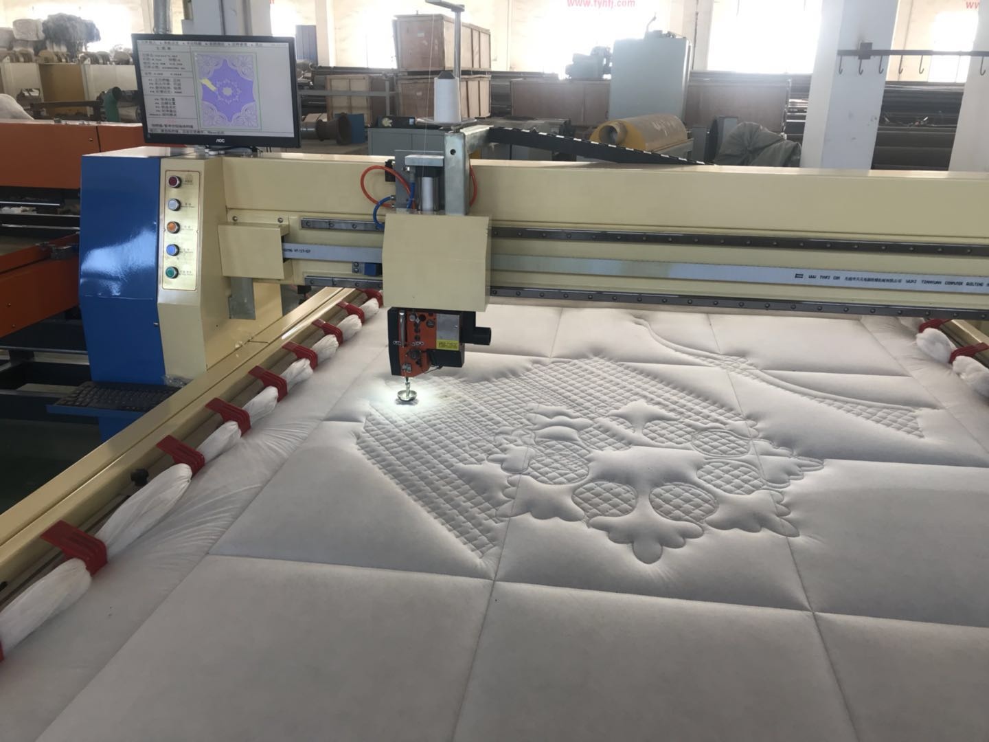 Sleeping Sofa Blanket Long Arm Computerized Quilting Machine For Home Use 2.0kw