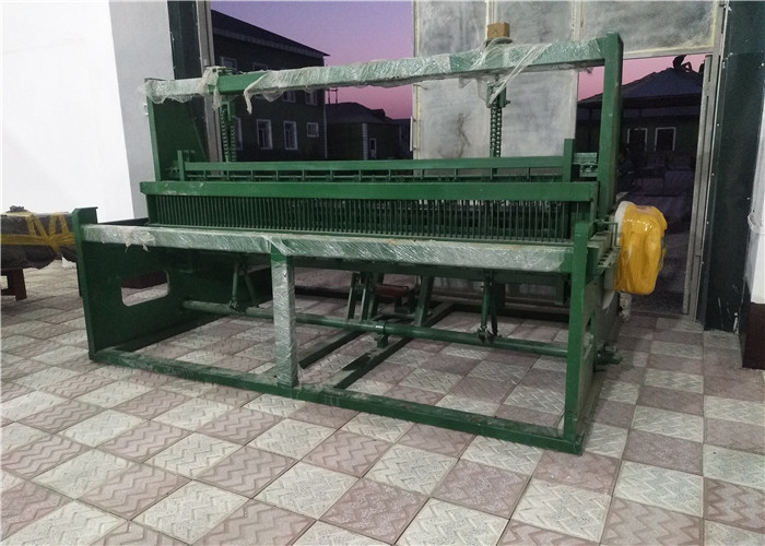 Heavy Duty Stone Rock Seive Wire Mesh Making Machine , Crimped Wire Machine
