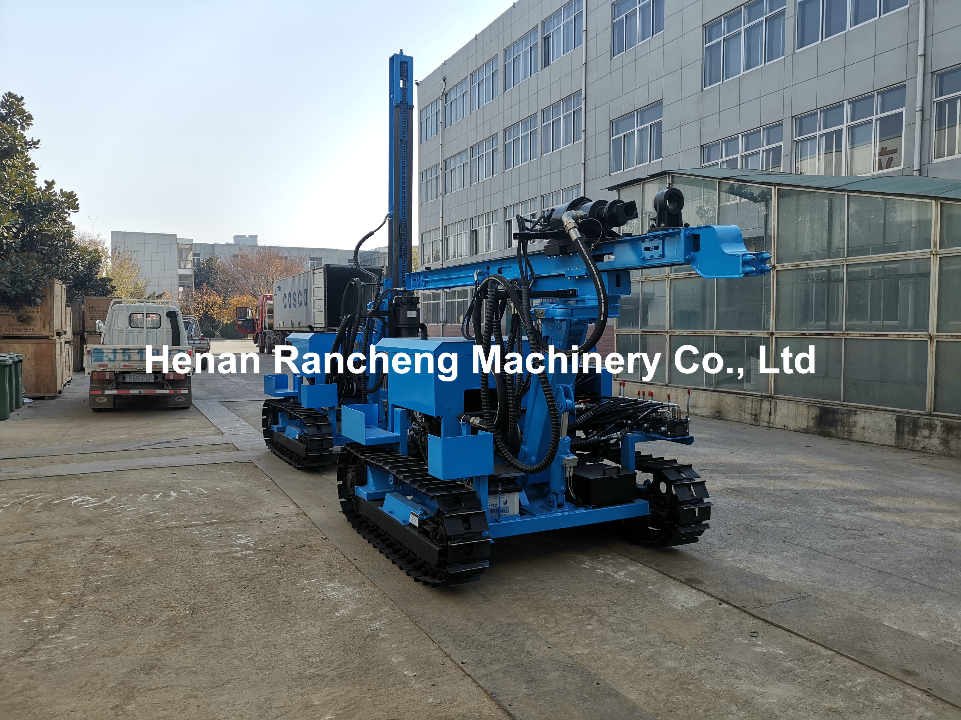 90mm - 140mm Dia DTH Drilling Equipment 45kw Diesel Engine Down The Hole Drill Rig