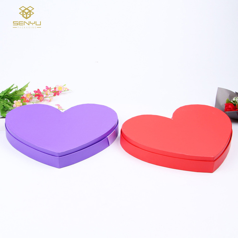 1200g Grey Cardboard Paper Heart Shaped Chocolate Box Packaging With Divider Insert