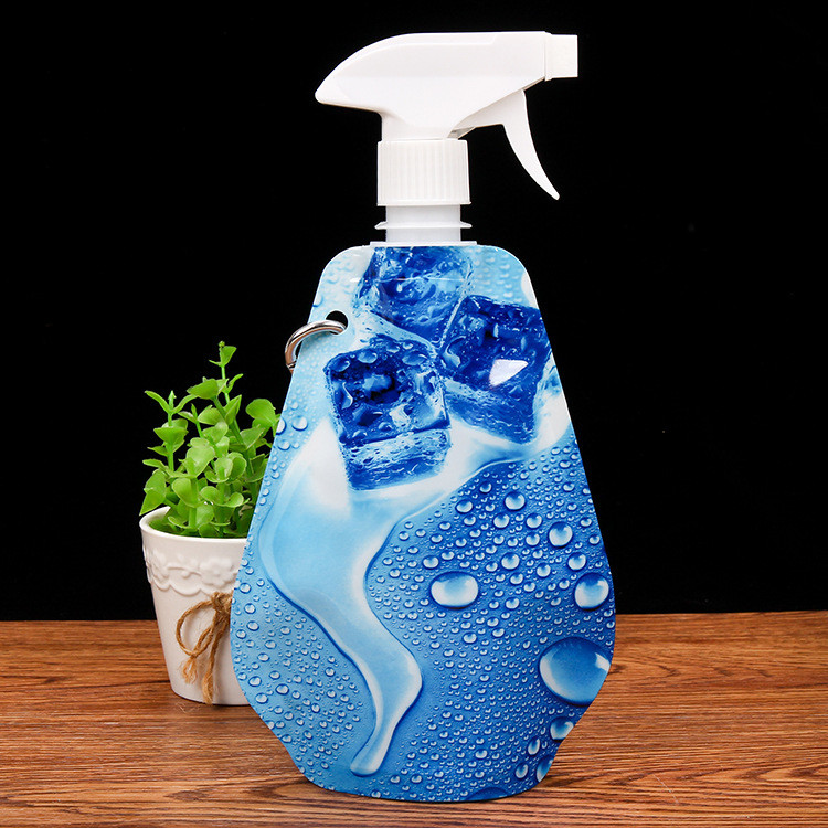Multifunctional rotating water spray spray water bag environmental protection foldable plastic water trigger pouch