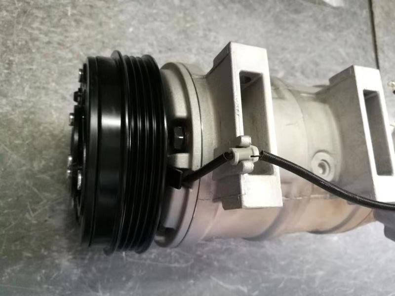 China FACTORY SELL 100% Brand New High Quality Mitsubishi A/C Compressor