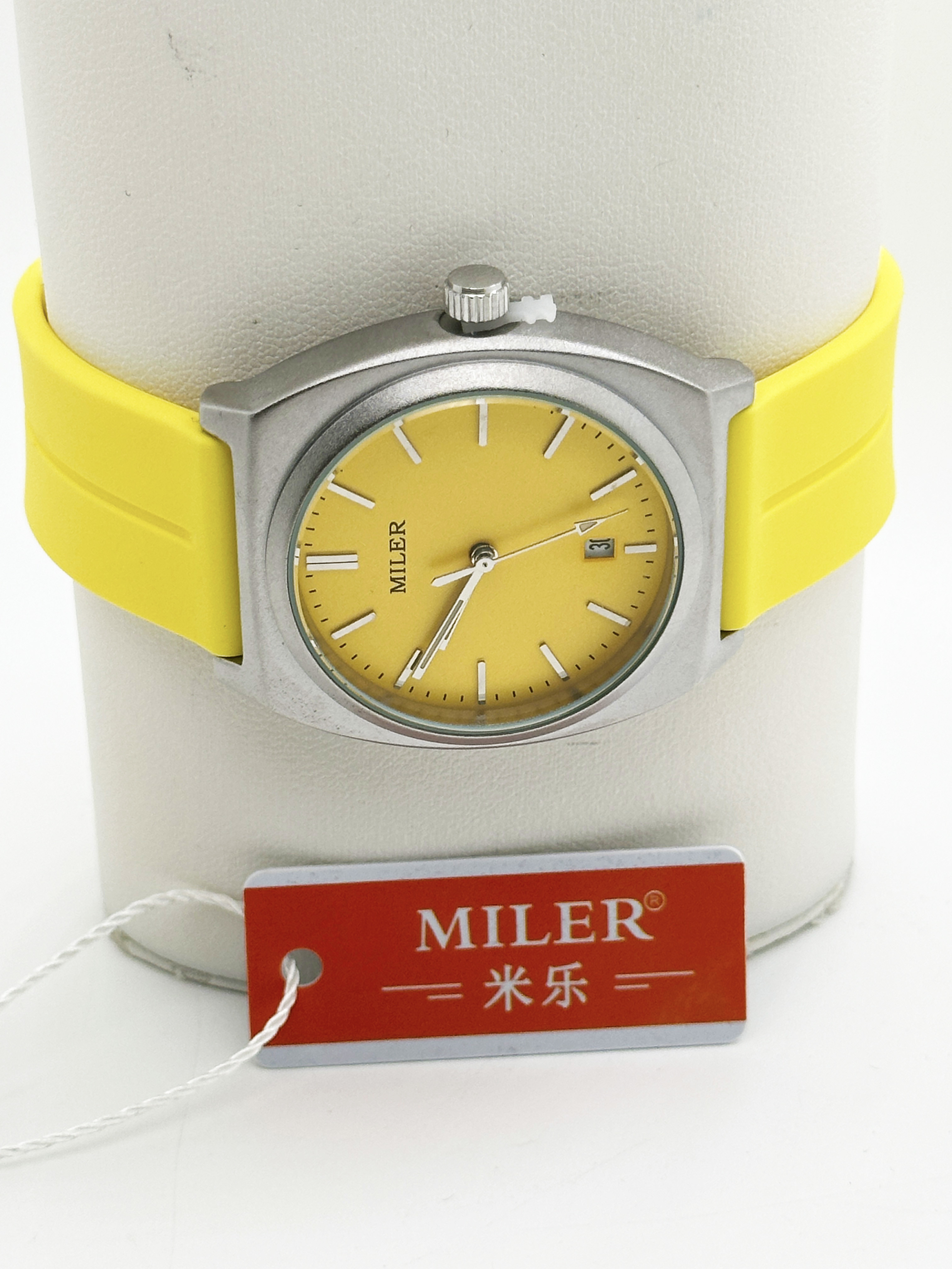 Factory Wholesale Waterproof Silicon Strap Watch Quartz Movement Men's Digital Sports Watches