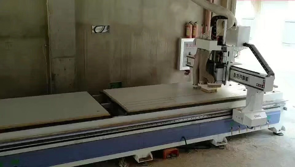 China Cheap best price woodworking 3 axis atc furniture cnc router 1325 smart advertising wood engraving and carving mac