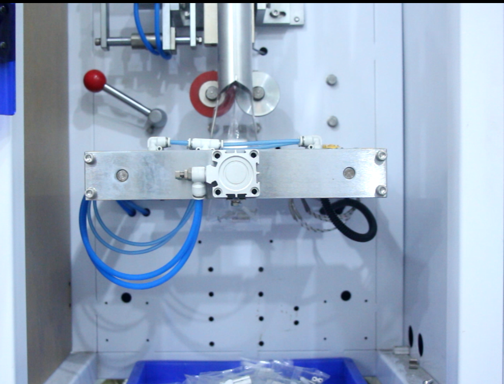 Semi Automatic Plastic Film Bag Hardware Screw Nut Counting Sealing Compact Packaging Machine