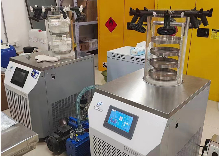 Commercial Vacuum Pet Food Lab Freeze Dryer With 4-6 Tray Layers