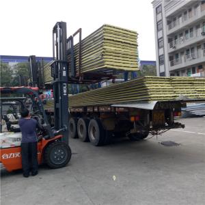 China 840-25-0.426mm iron grey steel silver paper glass wool sandwich panel wholesale