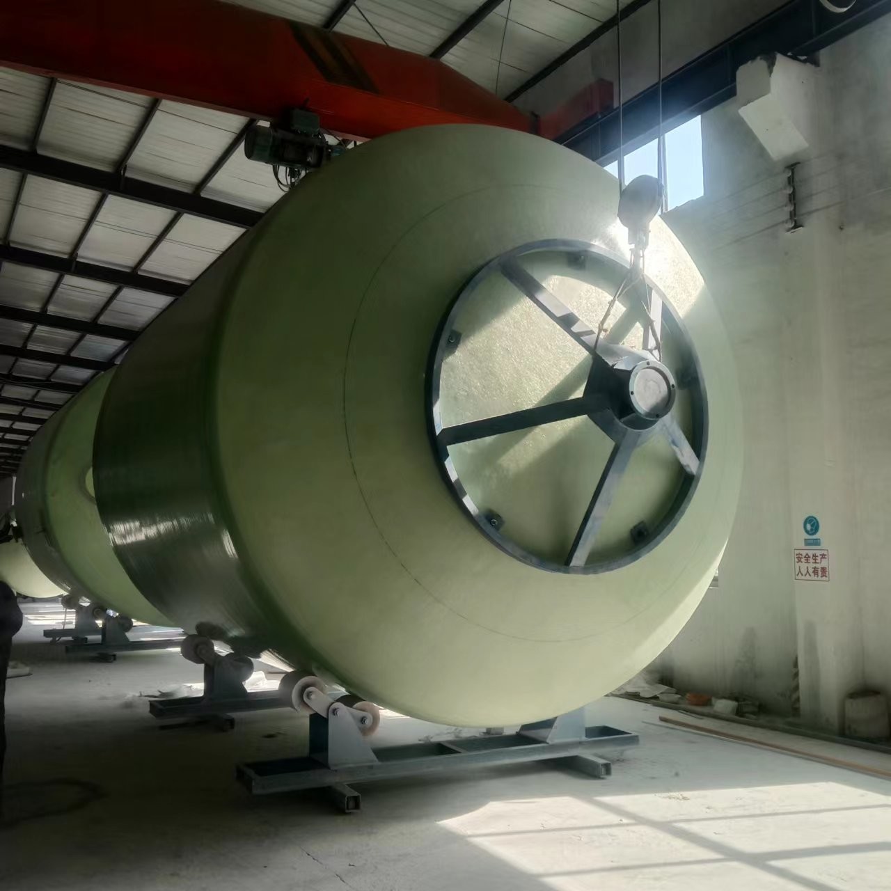 3600mm Vertical Cylindrical FRP Chemical Tank Sewage Treatment Holding