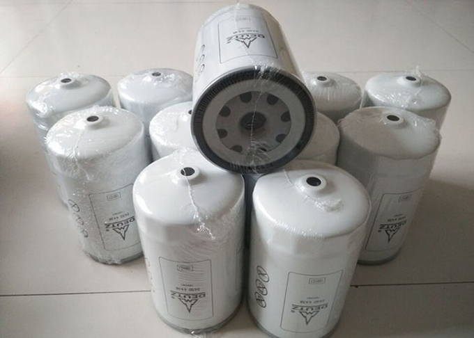 10um 04504438 Deutz Engine Diesel Filter Element 0