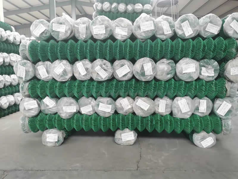 The Fine Quality chain link fence aquaculture purse seine orchard protection net pvc coated chain link fence