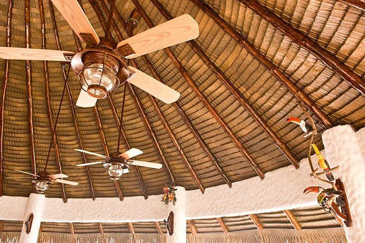 High Quality Fireproof Artificial Synthetic Simulation Thatched Roof Tile