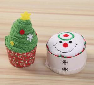 China Creative 2018 Christmas gifts cupcake souvenir cake gift towel Wholesale branded marketing products Micro fiber&amp;cotton wholesale