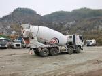 10m³ White Twin Shaft Concrete Mixer Truck For Industrial