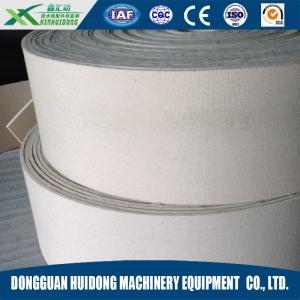 China Portable Belt Driven Live Flat Belt Conveyor Oil Resistance For Transport Goods wholesale