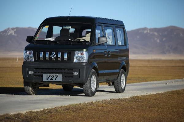 2014 Euro4 8 Seats 70HP Dongfeng Minivan V27,8 Asientos Minivan,8 Places