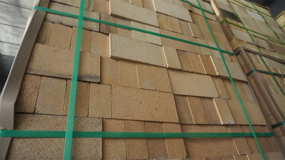 Low Porosity Bottom Fireclay Refractory Brick Large Block Of Glass Furnace