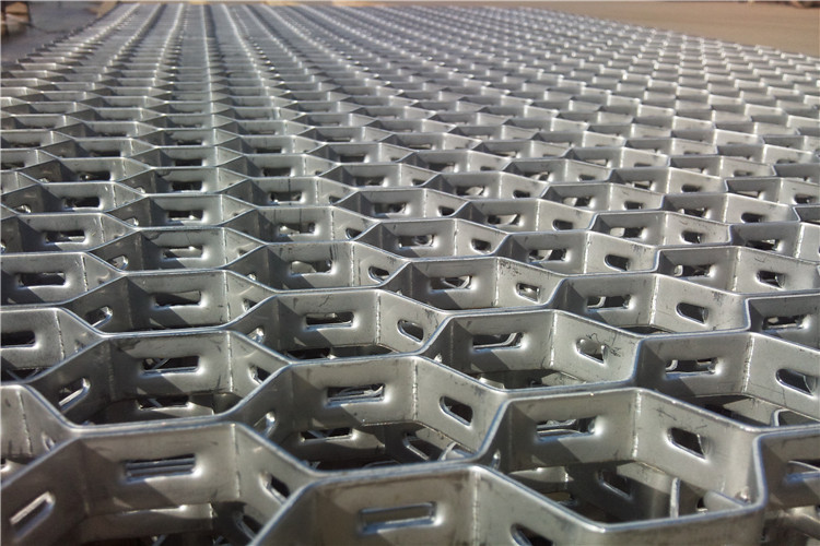 50X50mm HexMesh Thickness 2.0mm Customized Refractory Mesh For Market