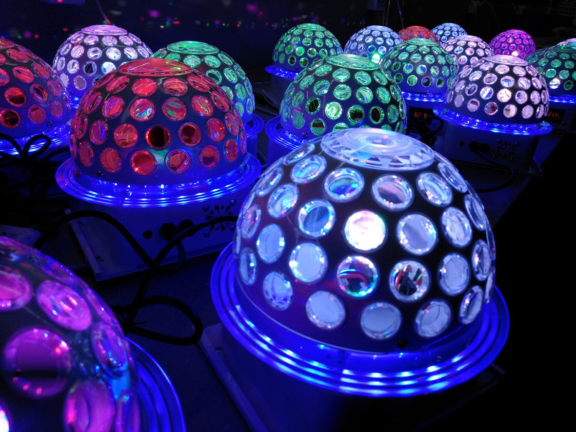6x3W 360 Degree LED Effect Light , Disco Dj Stage Lighting Led Rgb Crystal Magic Ball