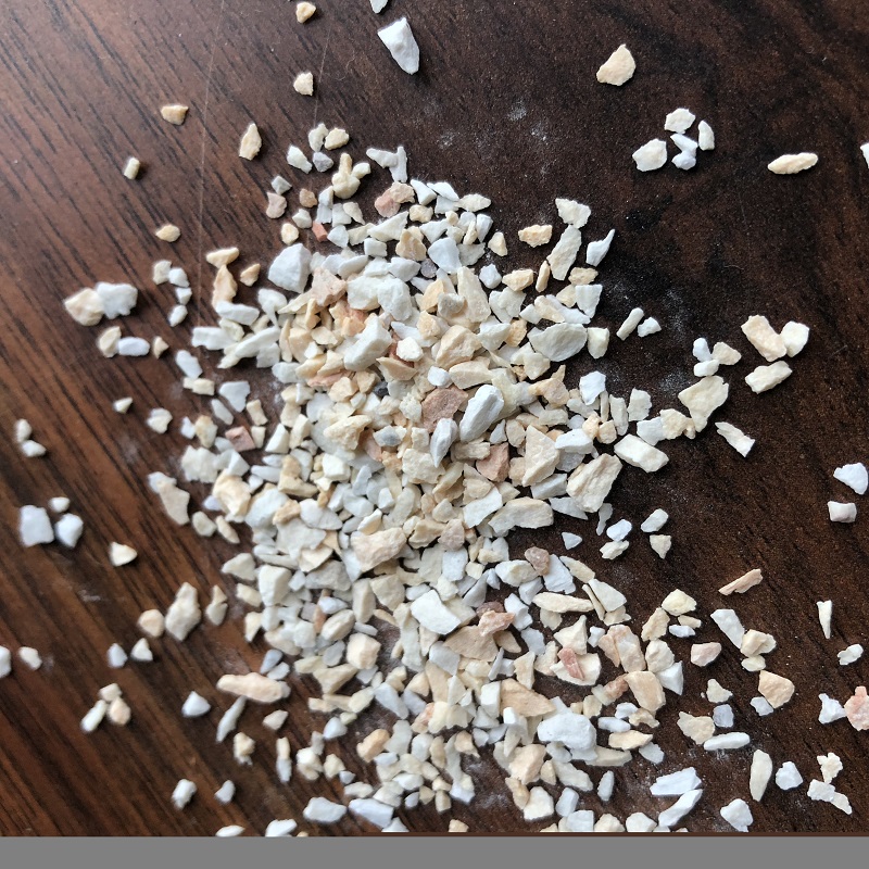 Refractoriness 1770° Zirconium Corundum Abrasive Material for AZS Bricks 2000°