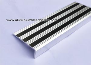 China Replaceable Aluminum Non Slip Stair Treads Anodized Shiny Silver wholesale