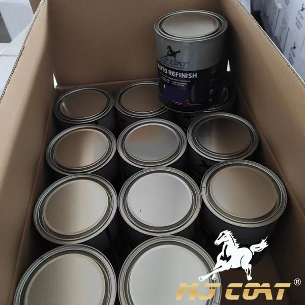 Semi Gloss White Acrylic Auto Primer Low VOC Level For Smooth Automotive Surfaces