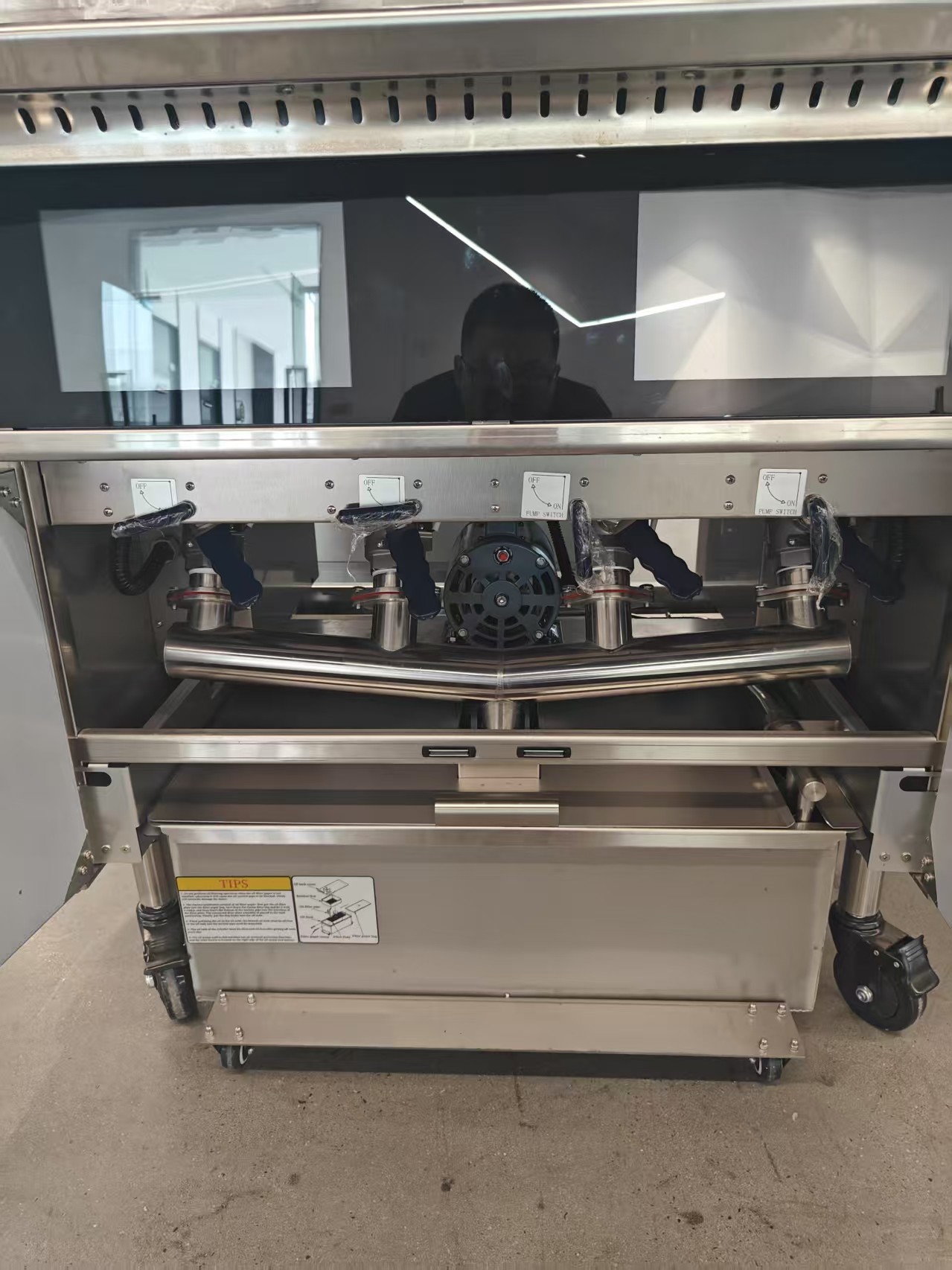 Professional Touchscreen smart panel 4tank 4baskets 28KW 304SUS Electric Chips Open Fryer