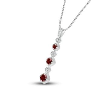 China Natural Garnet Necklace 1/20 ct tw Diamonds With 925 Sterling Silver wholesale