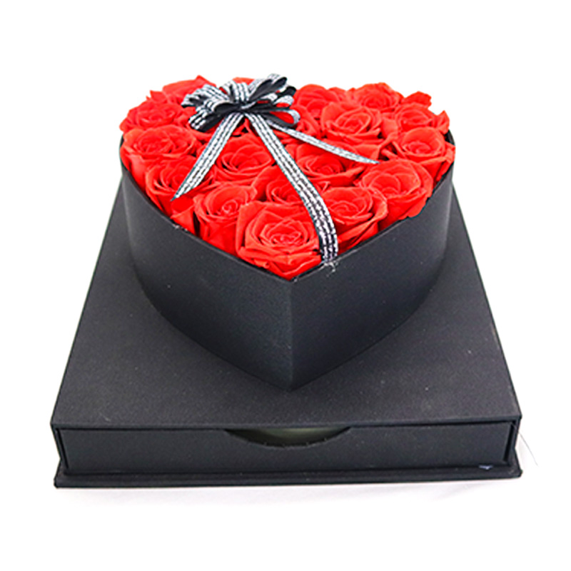 Heart Shaped Fresh Preserved Rose Gift Box For Wedding Decoration