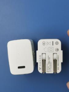 China Experience Fast And Charginguniversal Power Adapter Universal 90g wholesale