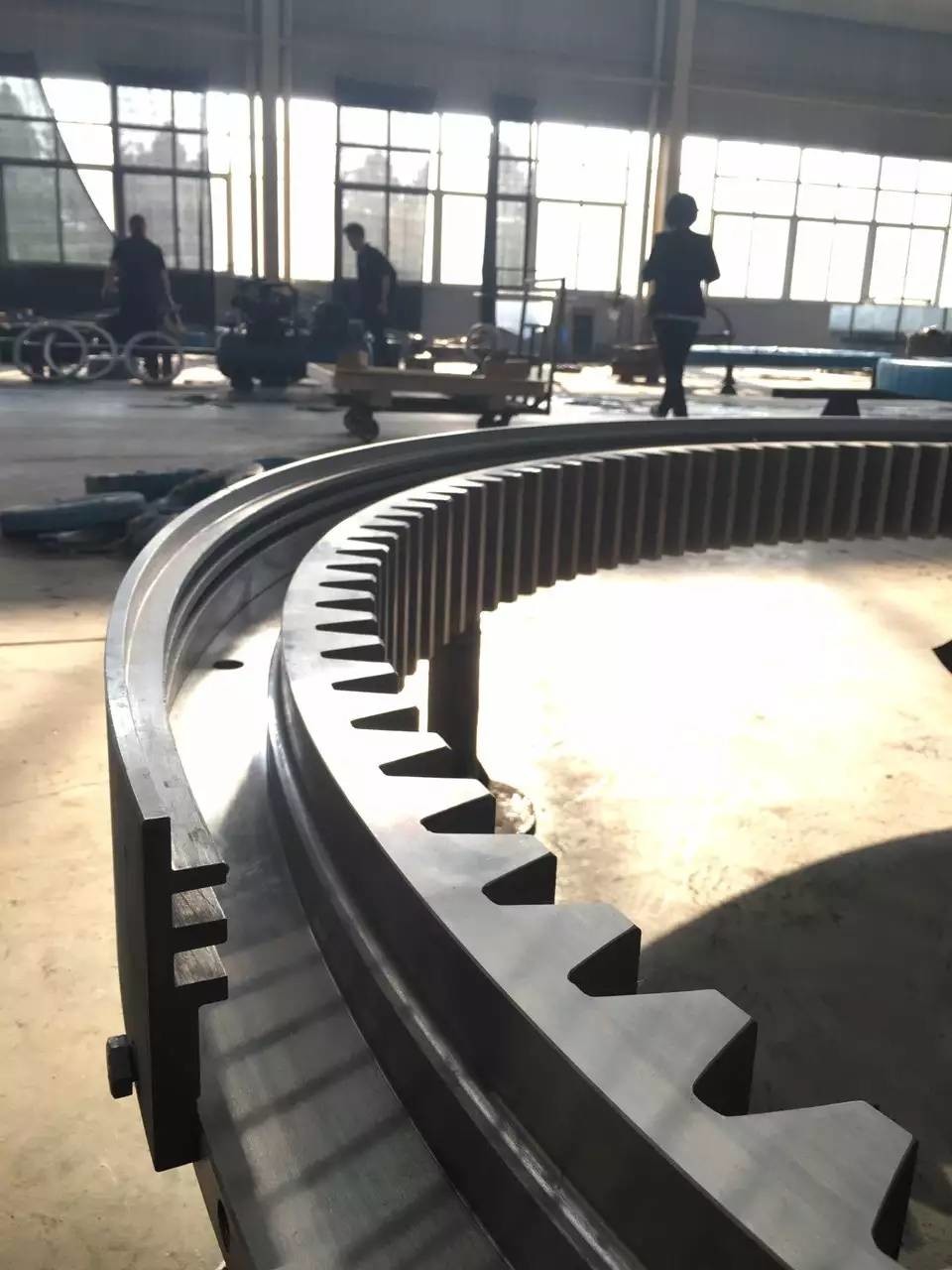 Ball Roller Combination large slewing bearings Turntable For Crane, Wind Power,Construction Equipment