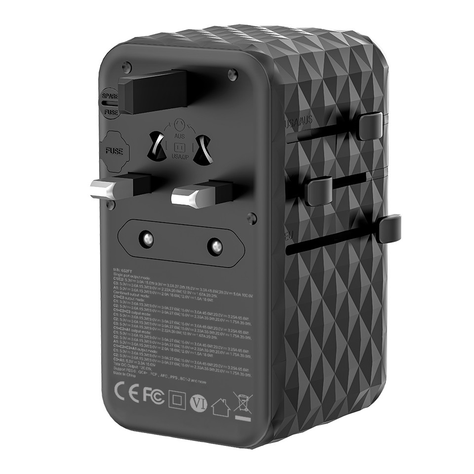 Compact Powerful Universal Travel Charger UK Plug Type 2500W Max Rated Voltage for Hassle-Free Trips
