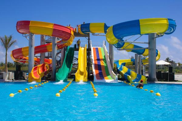 OEM Amusement Park Swimming Pool Rides Big Play Fiberglass Water Slide