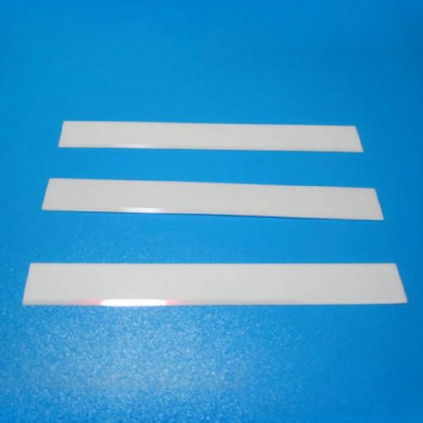 Multifunctional Zirconia Ceramic Parts Clean Cutting Blade For Corrosive