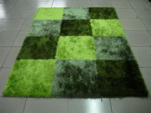 China Silky Polyester Silk Shaggy Carpet Boxes Design Shaggy Rug wholesale