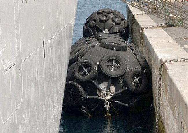 ISO Inflatable Pneumatic Rubber Fender 50kpa Floating Dock Fenders