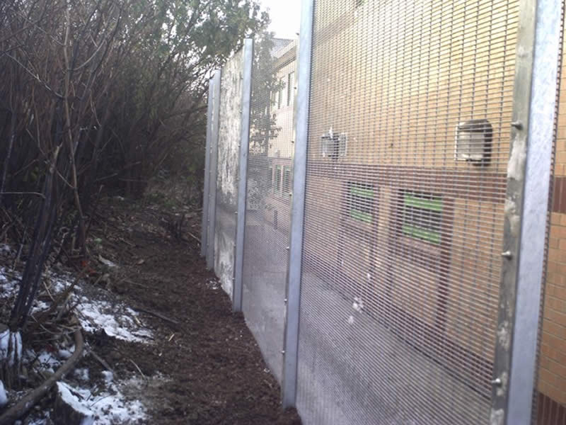 358 Mesh Fence