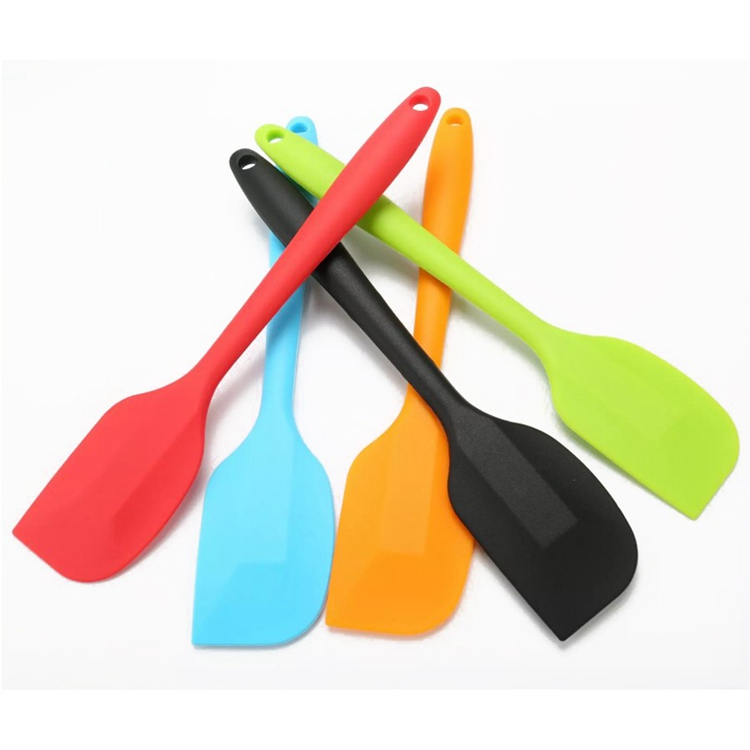 best seller hot amazon top seller high quality baking accessories kitchen supplies new design silicone spatula
